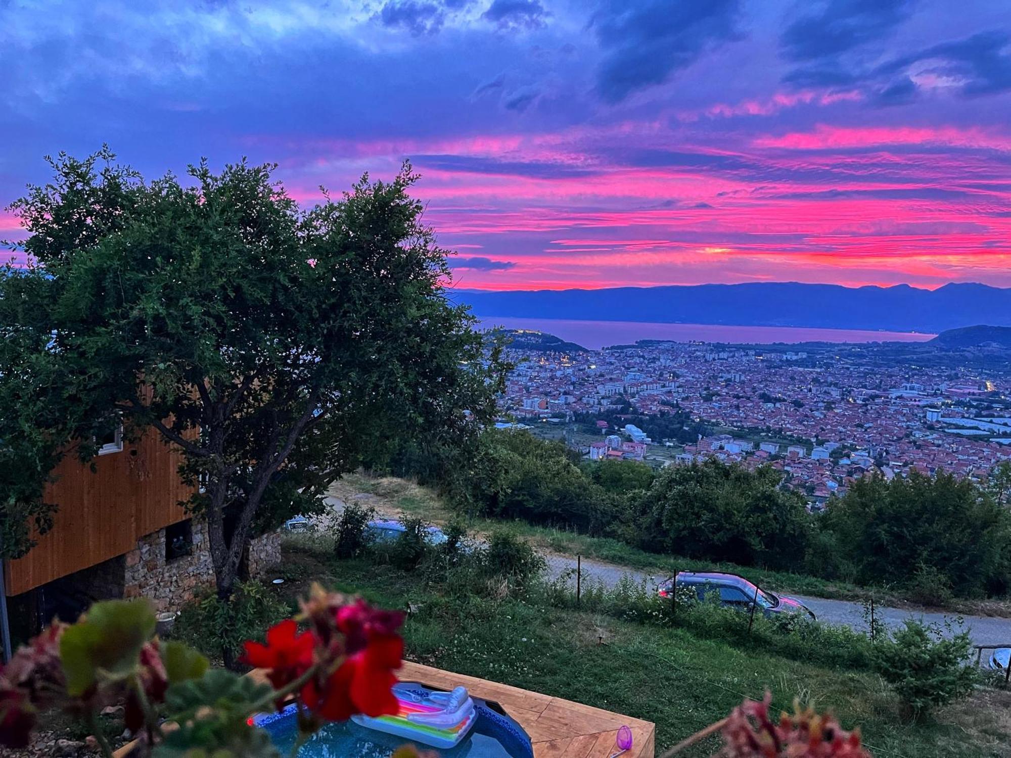 Villa & Apartments Cityview Охрид Екстериор снимка